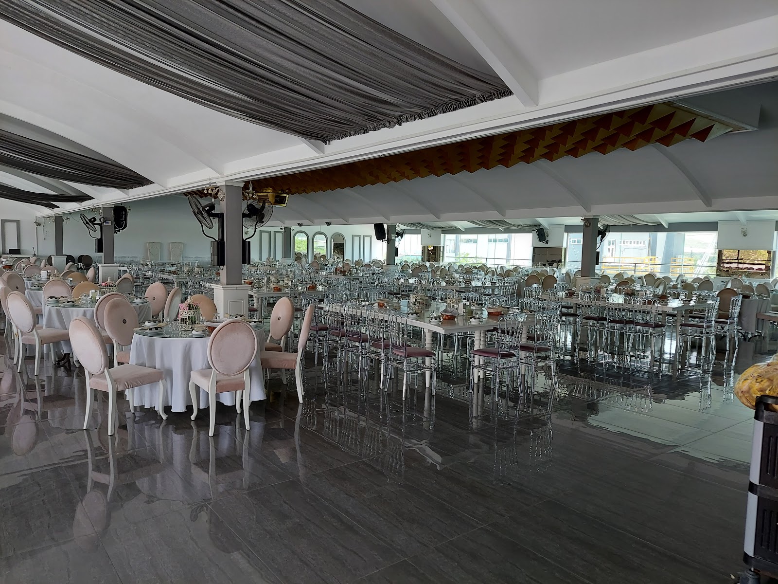 Beyaz İnci Düğün Salonu — Merkezefendi, Denizli kır düğünü mekanı görsel 5