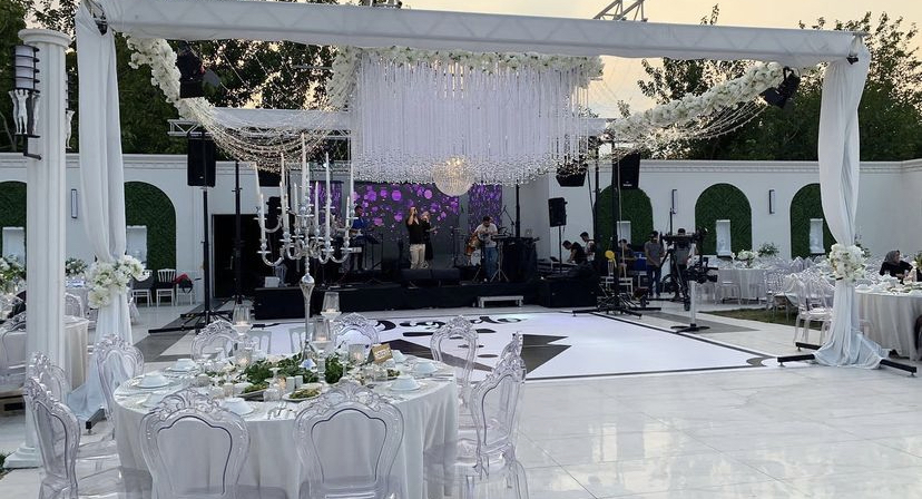 HAPPY EVENTS