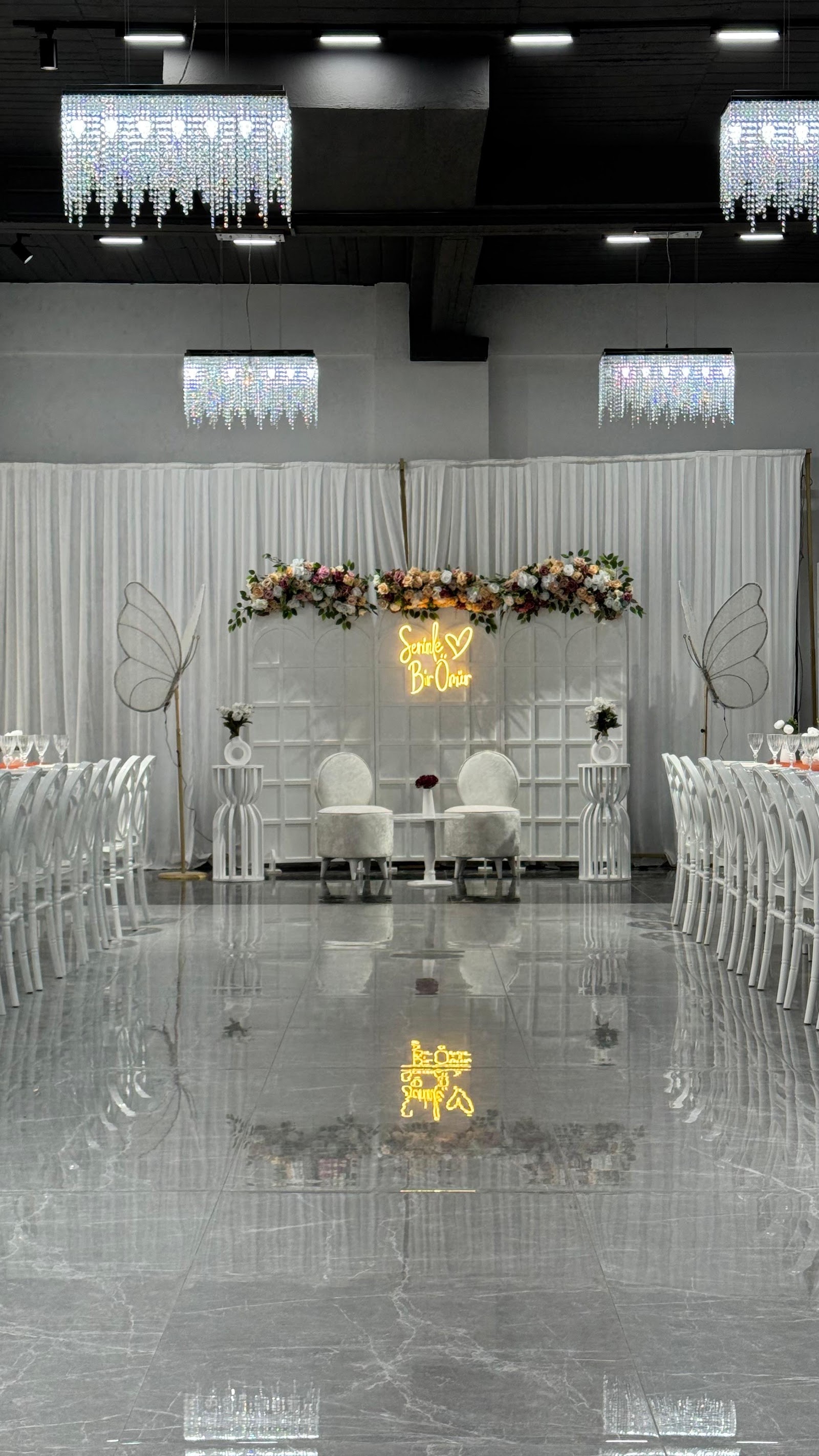 Hera Davet Evi
