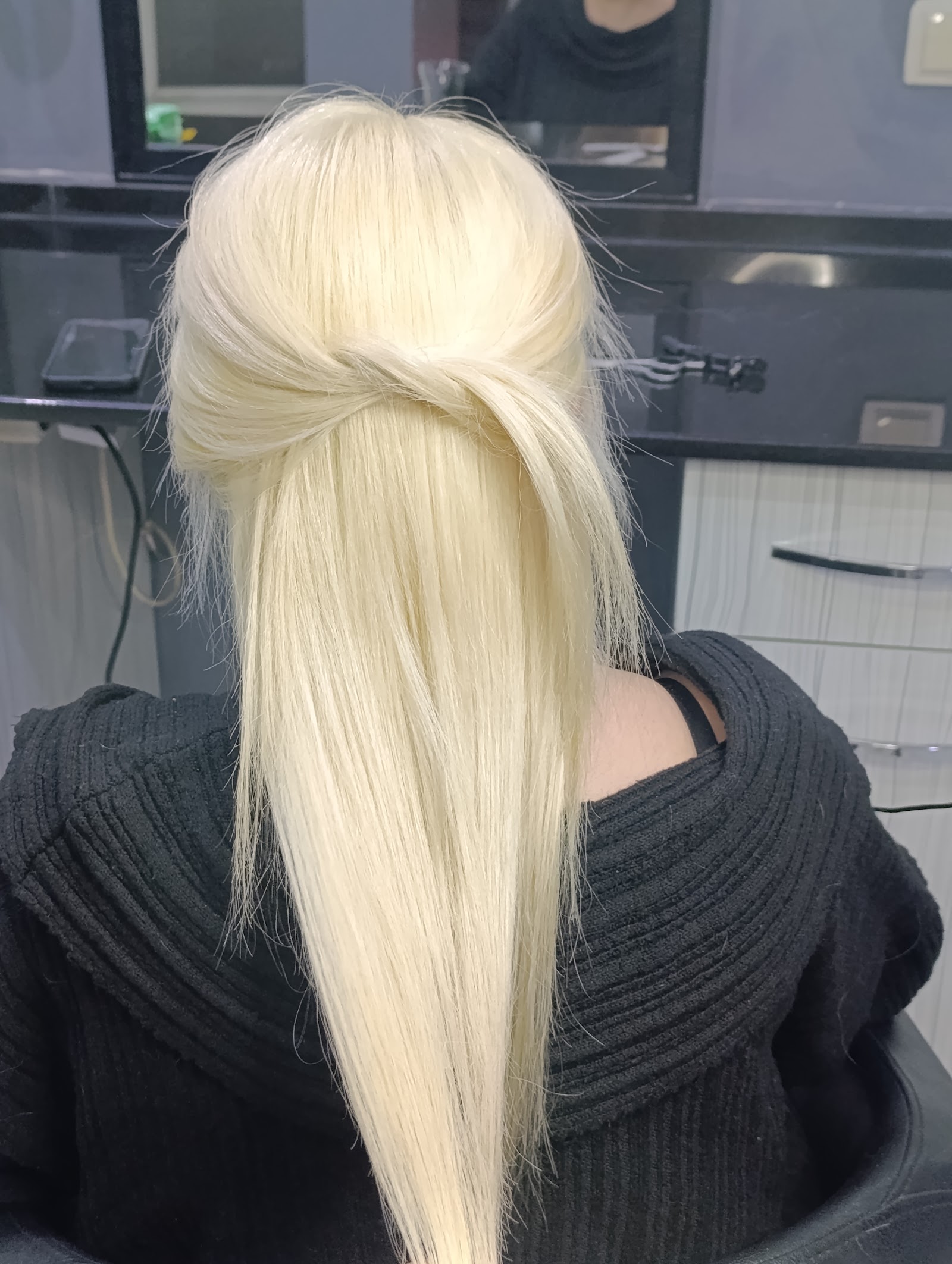 SALON PERA