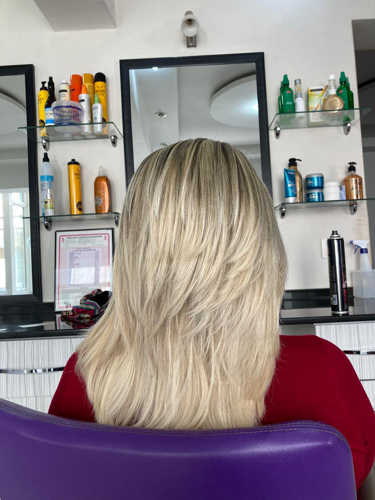 SALON PERA