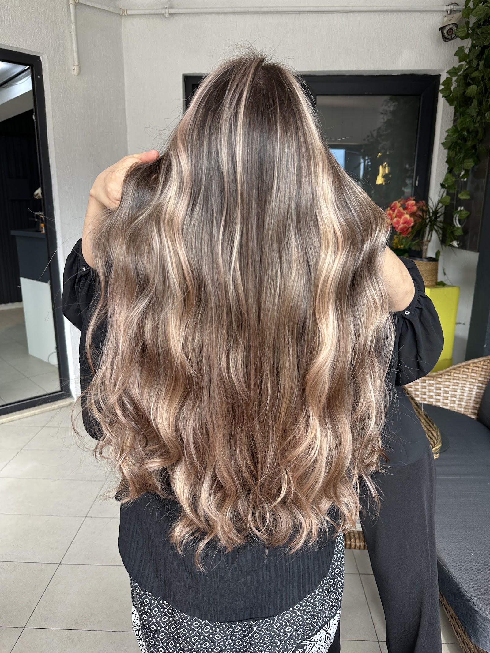 Sultan Bedir Hair Studio Denizli Bayan Kuaförü